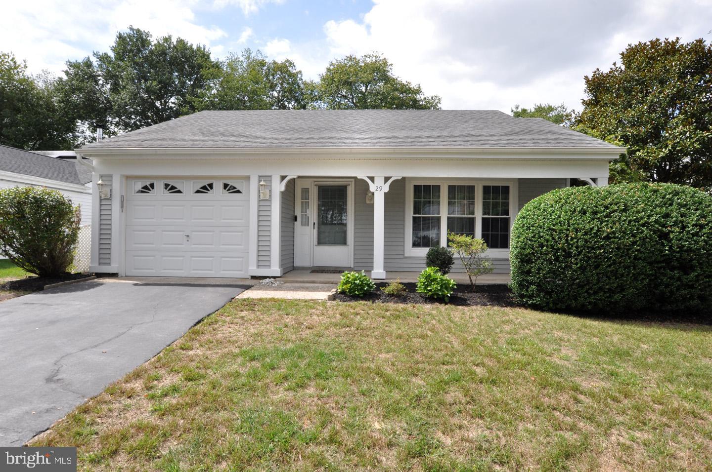 29 Dunstable Road Southampton, NJ 08088 - Photo 2 of 30 Gallery Image 2