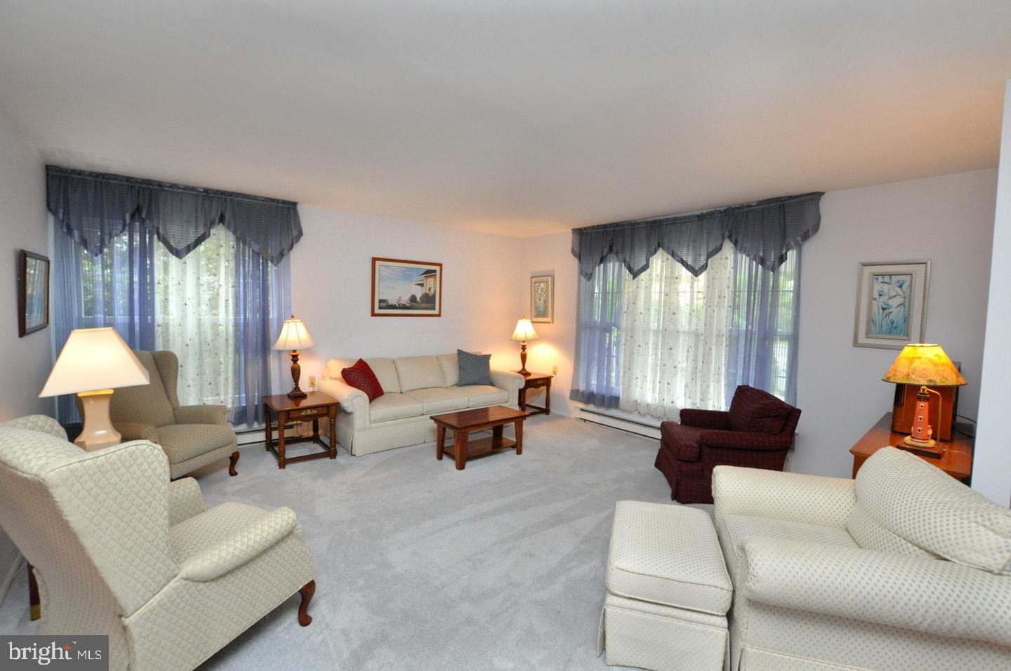 29 Dunstable Road Southampton, NJ 08088 - Photo 5 of 30 Gallery Image 5
