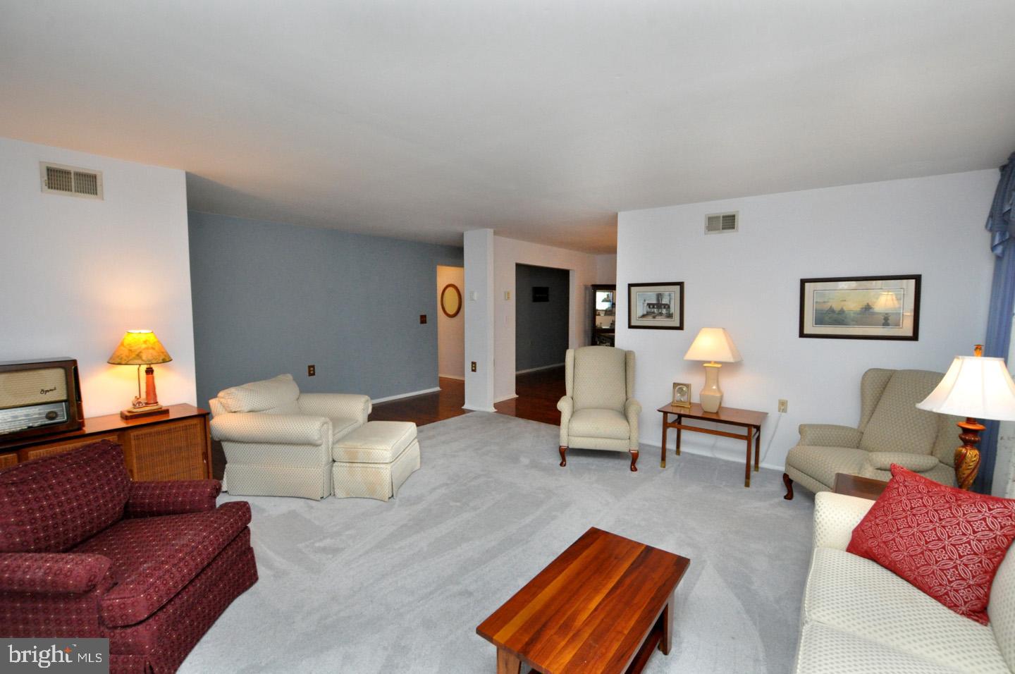 29 Dunstable Road Southampton, NJ 08088 - Photo 6 of 30 Gallery Image 6