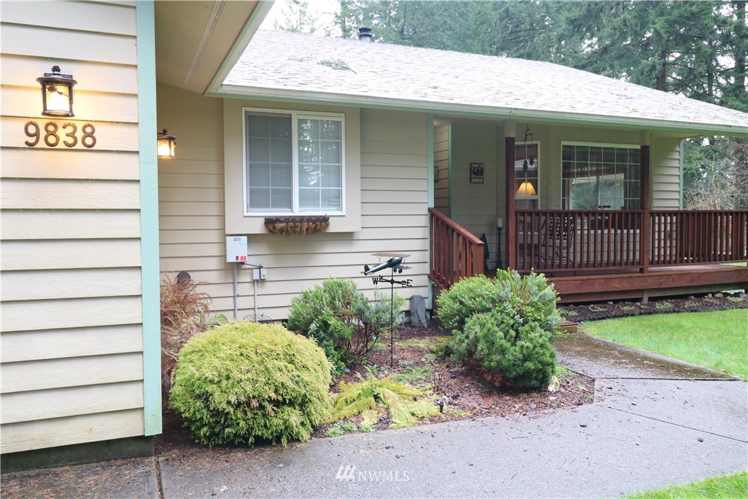 9838 Case Road Southwest Olympia, WA 98512 - Photo 2 of 35 Gallery Image 2