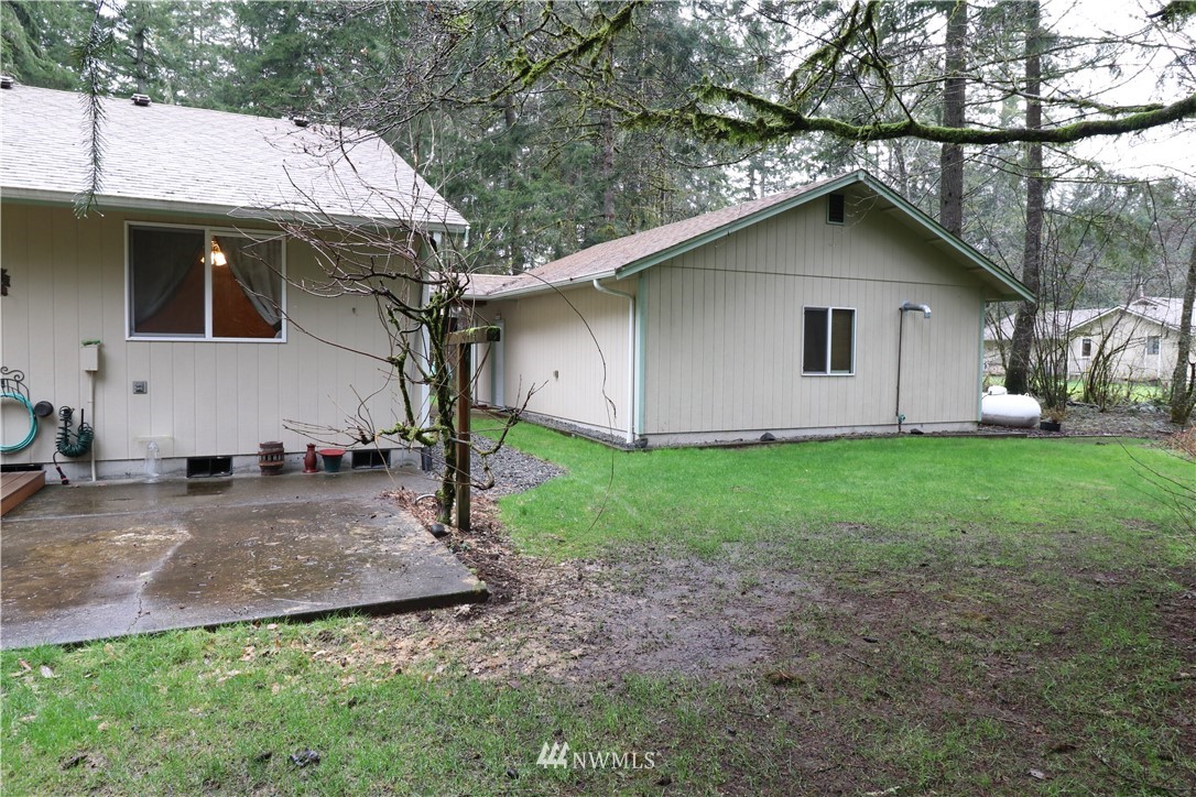 9838 Case Road Southwest Olympia, WA 98512 - Photo 31 of 35 Gallery Image 31