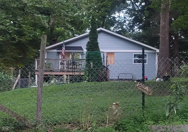 $207,500 | 8779 North Briarwood Lake W Court, Monrovia, IN 46157