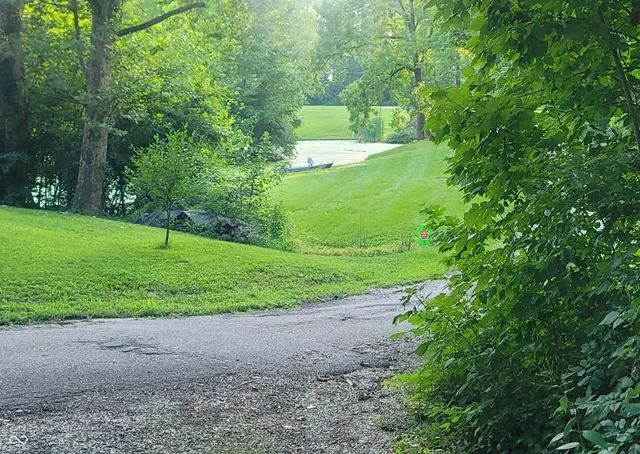 $207,500 | 8779 North Briarwood Lake W Court, Monrovia, IN 46157