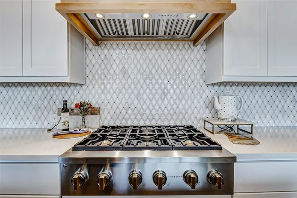 $4,500 | 7606 Redwoods Frst Drive, Katy, TX 77493