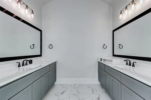 $5,000 | 7606 Redwoods Frst Drive, Katy, TX 77493