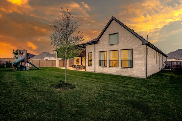 $5,000 | 7606 Redwoods Frst Drive, Katy, TX 77493