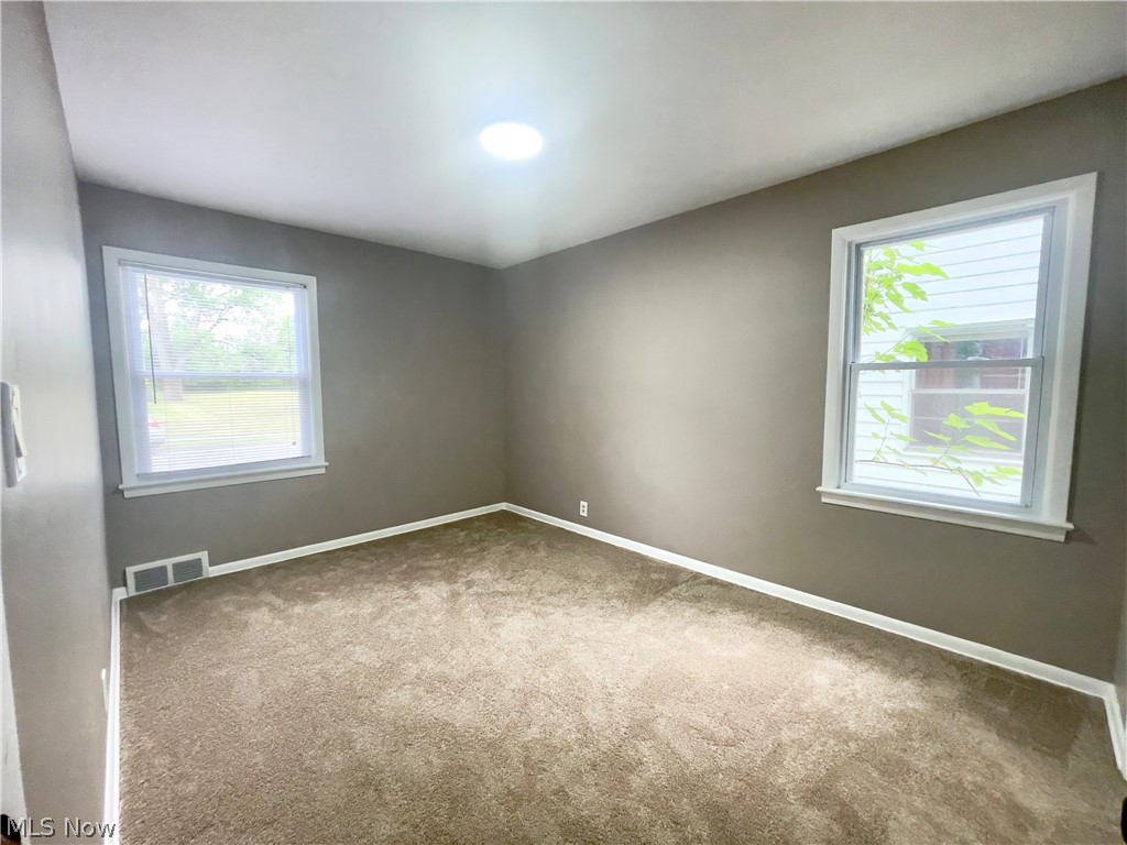 4119 Lowden Road Cleveland, OH 44121 - Photo 15 of 29