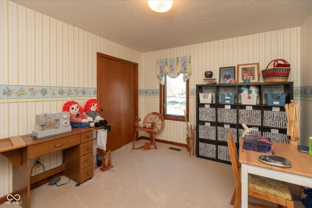 $435,000 | 1967 Rudgate Drive, Avon, IN 46123