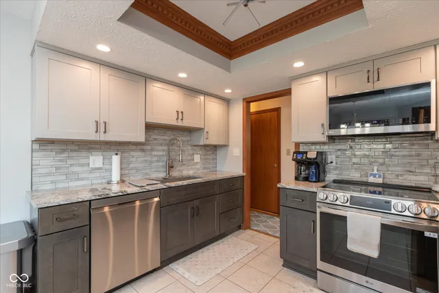 $435,000 | 1967 Rudgate Drive, Avon, IN 46123