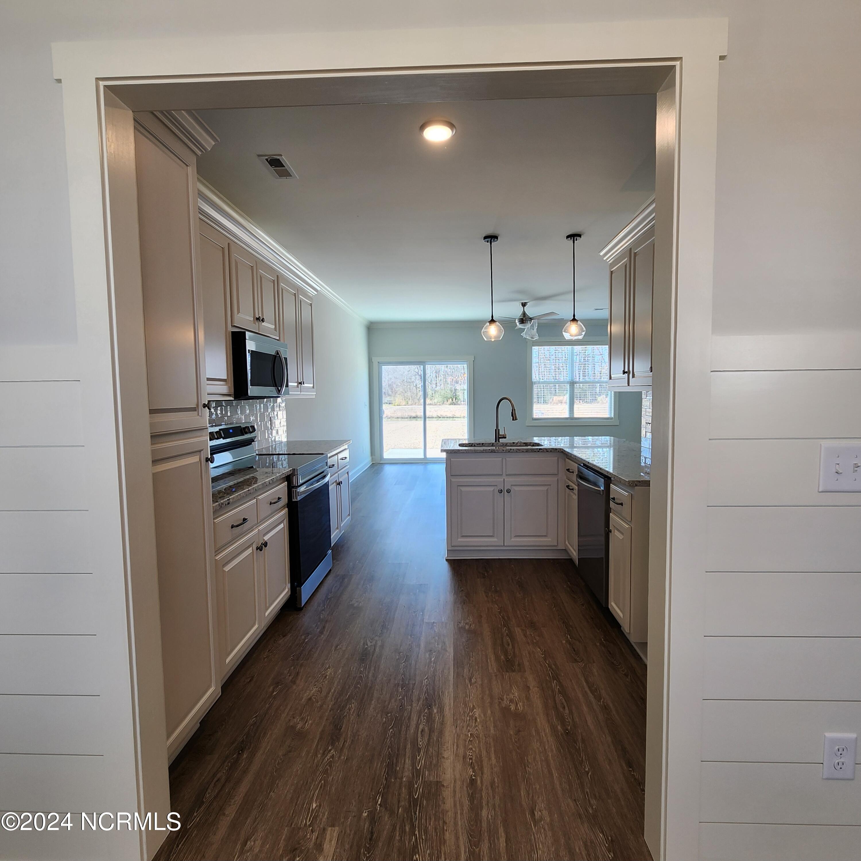 4052 Swift Creek Run Ayden, NC 28513 - Photo 7 of 25 20240119_125656