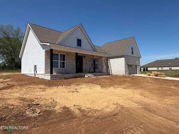 $594,900 | 5122 Aspen Avenue, Morristown, TN 37813