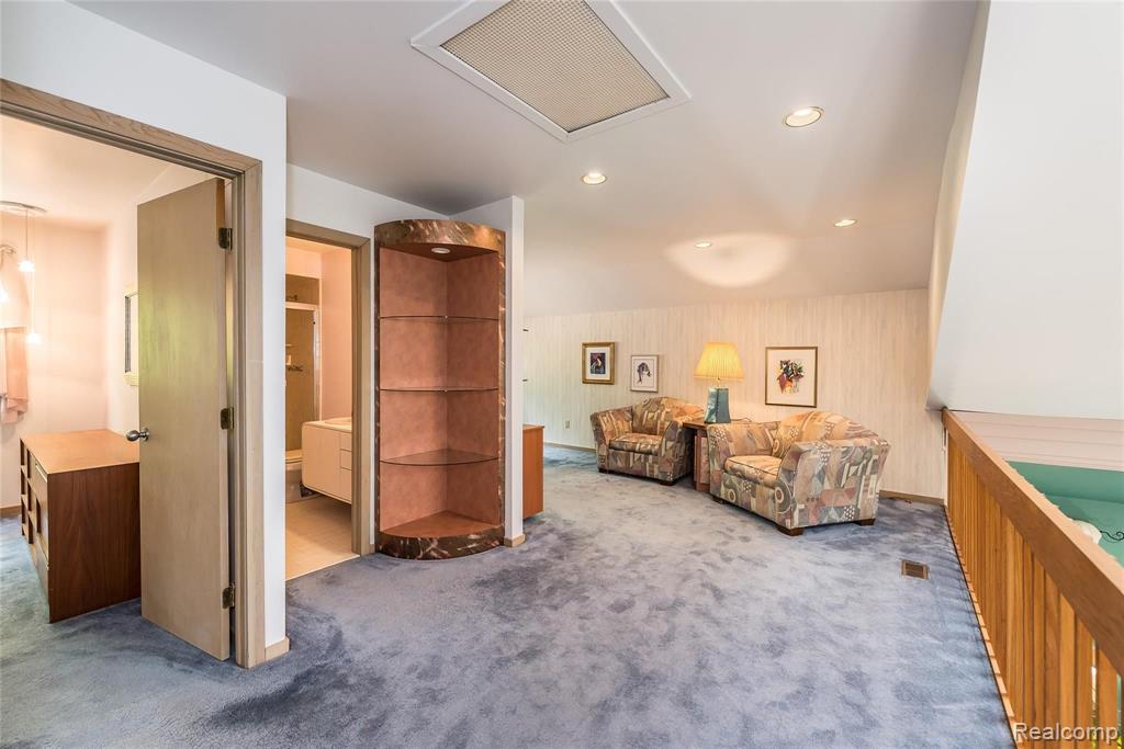 29000 Halsted Road Farmington Hills, MI 48331 - Photo 22 of 48