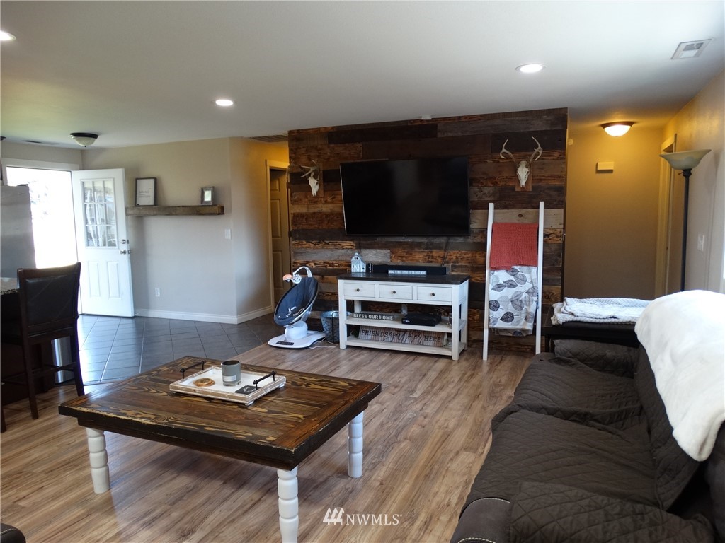 10309 Grove Road Southeast Yelm, WA 98597 - Photo 11 of 21 Gallery Image 11