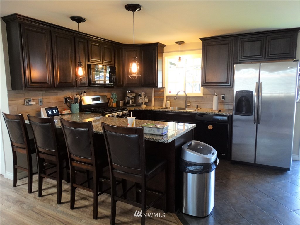 10309 Grove Road Southeast Yelm, WA 98597 - Photo 12 of 21 Gallery Image 12