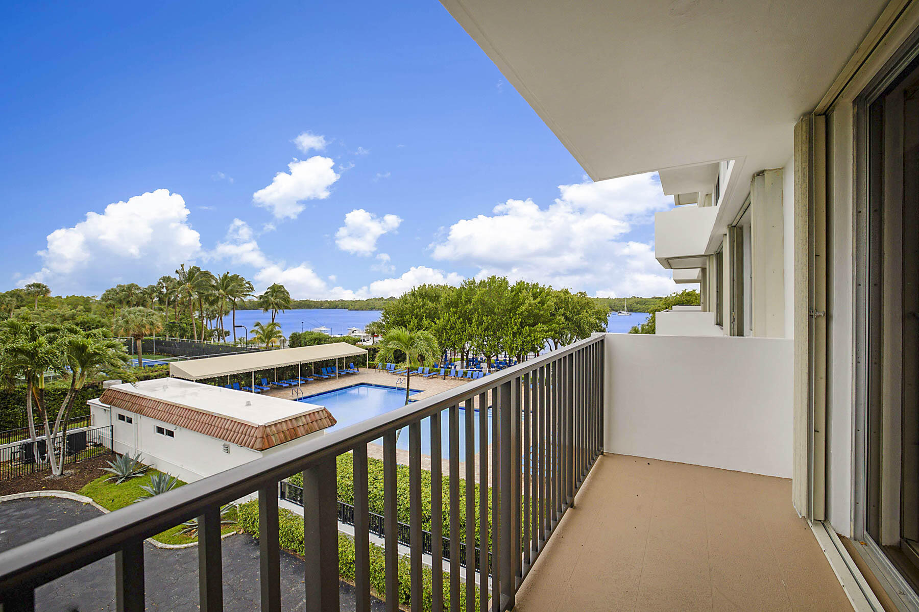 2121 North Ocean Boulevard, Unit 305W Boca Raton, FL 33431 - Photo 31 of 75 VIEWS