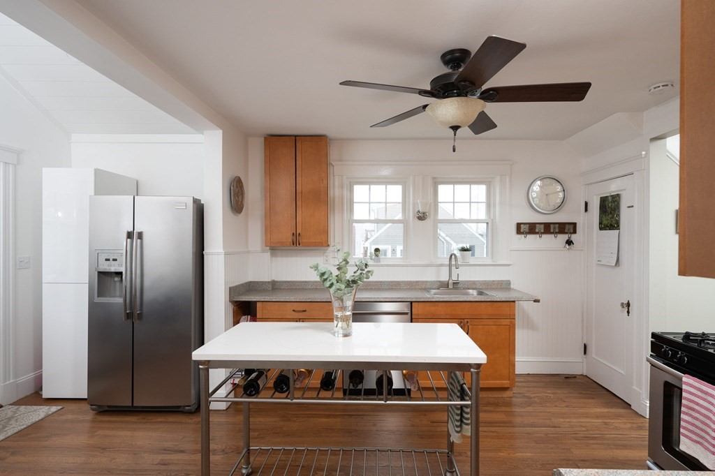 100 Albatross Road Quincy, MA 02169 - Photo 11 of 31 Gallery Image 11