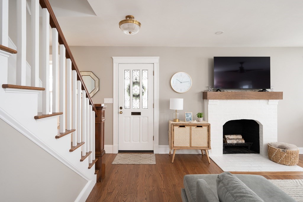 100 Albatross Road Quincy, MA 02169 - Photo 7 of 31 Gallery Image 7