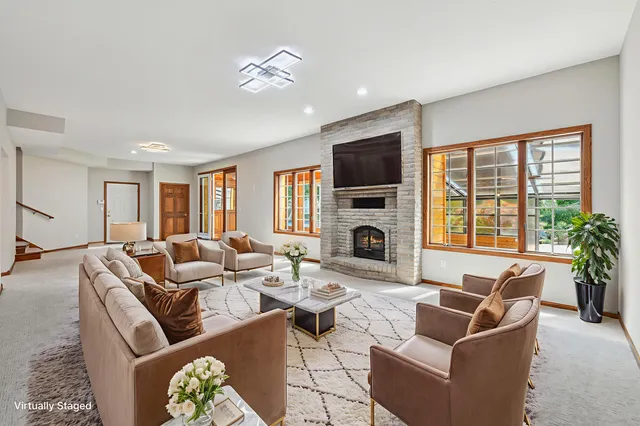 $1,295,000 | 9755 Primrose Avenue North, Stillwater, MN 55082