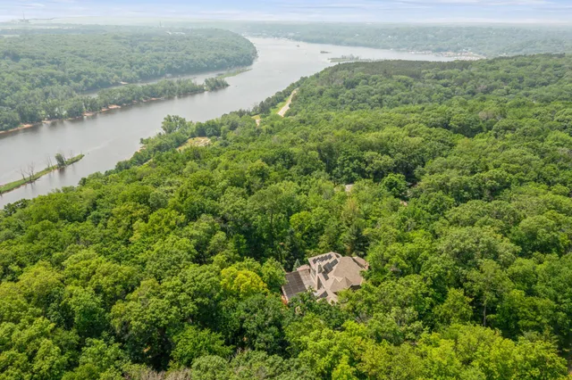 $1,295,000 | 9755 Primrose Avenue North, Stillwater, MN 55082