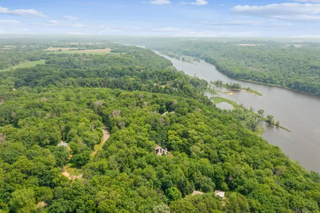 $1,295,000 | 9755 Primrose Avenue North, Stillwater, MN 55082