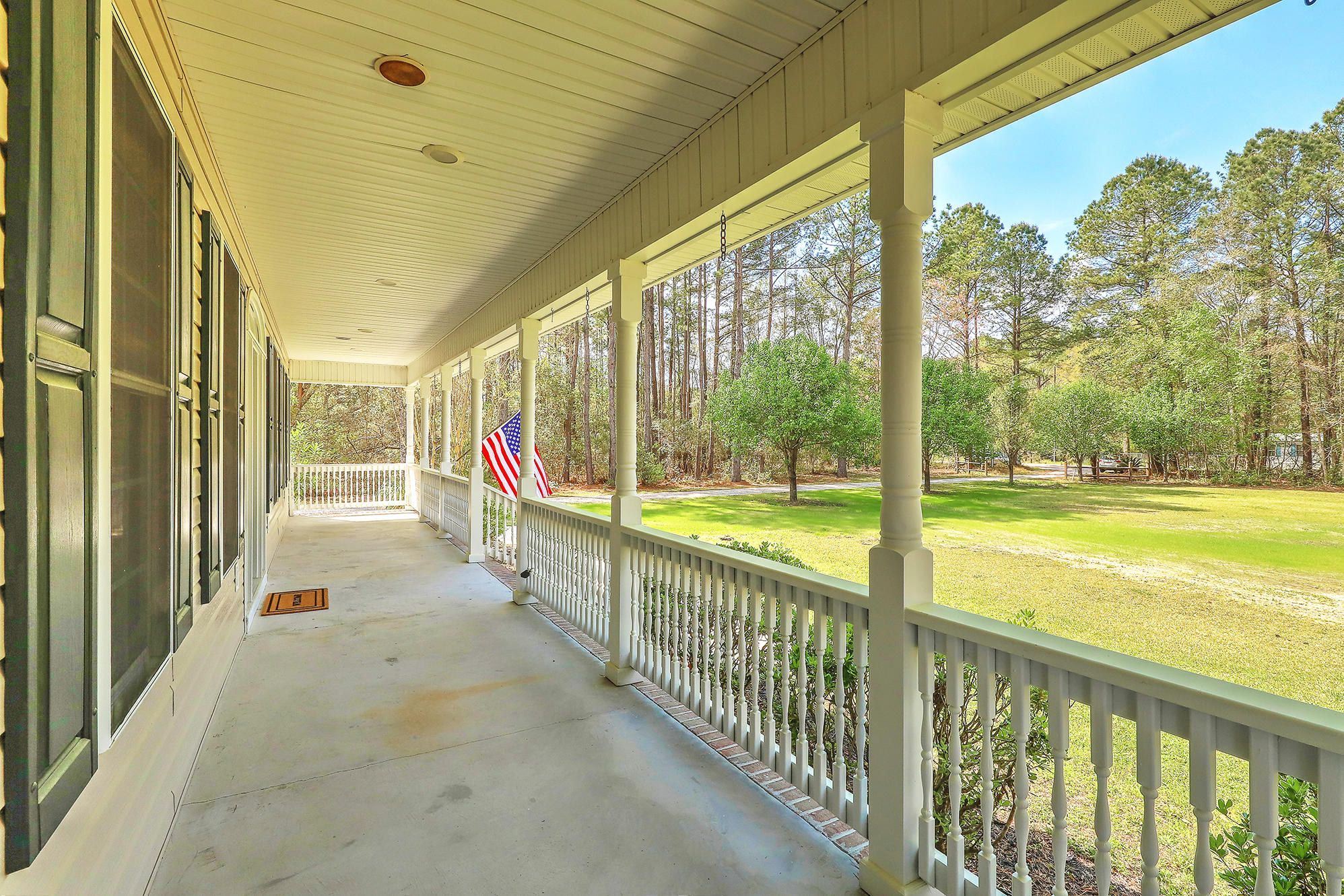 126 Sandpit Drive Ridgeville, SC 29472 - Photo 9 of 55 126 Sandpit Drive, SC 29472