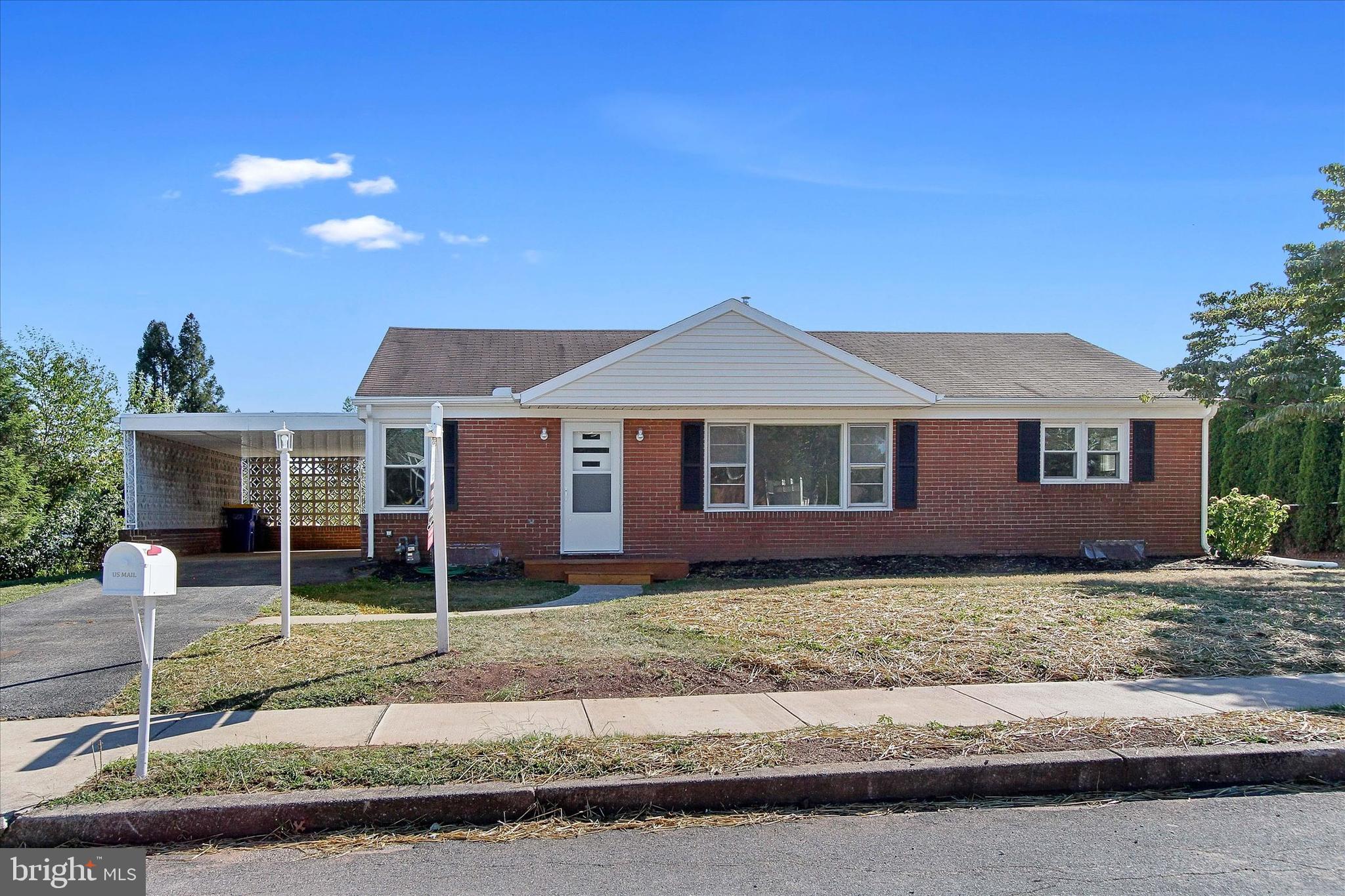 1810 Hayward Road York, PA 17408 - Photo 1 of 25 Gallery Image 1