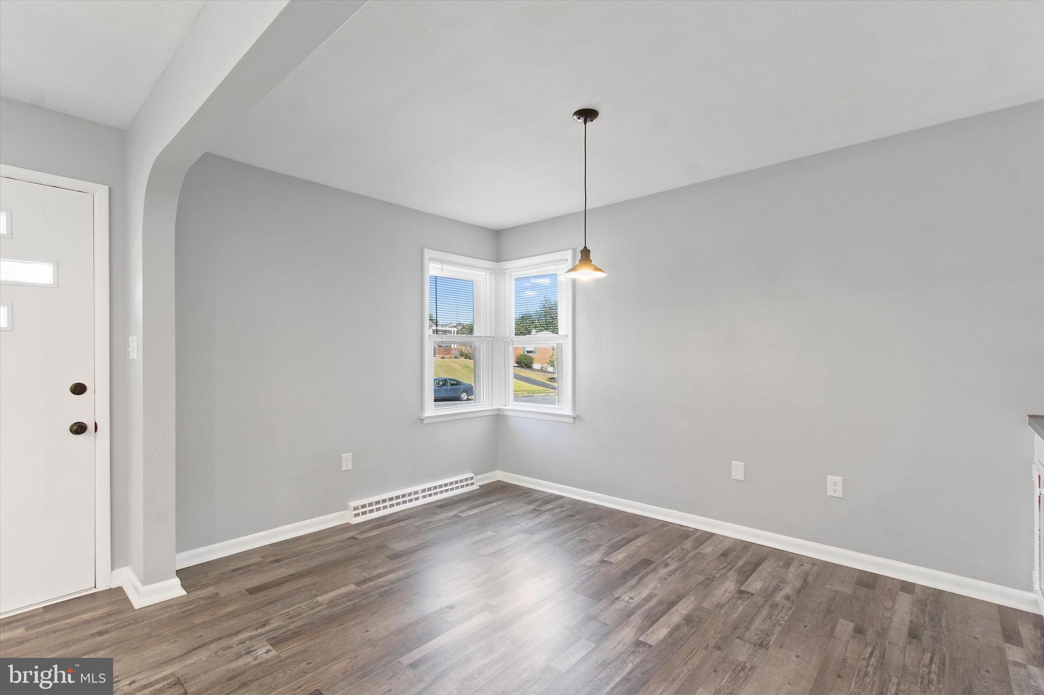 1810 Hayward Road York, PA 17408 - Photo 4 of 25 Gallery Image 4
