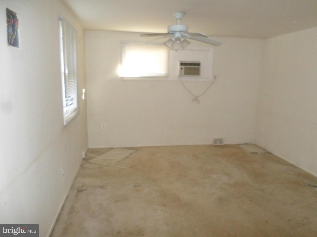 604 Beverly Road Reisterstown, MD 21136 - Photo 14 of 17 Bedroom (Master)