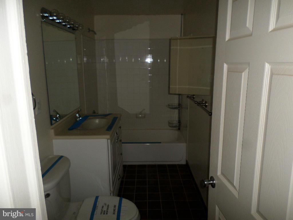 604 Beverly Road Reisterstown, MD 21136 - Photo 10 of 17 Bath