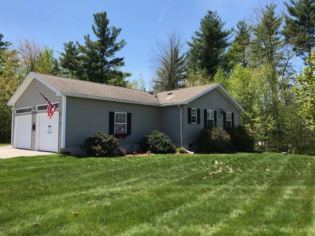 4 Saw Ml Ridge Sandown, NH 03873 - Photo 2 of 19 Gallery Image 2