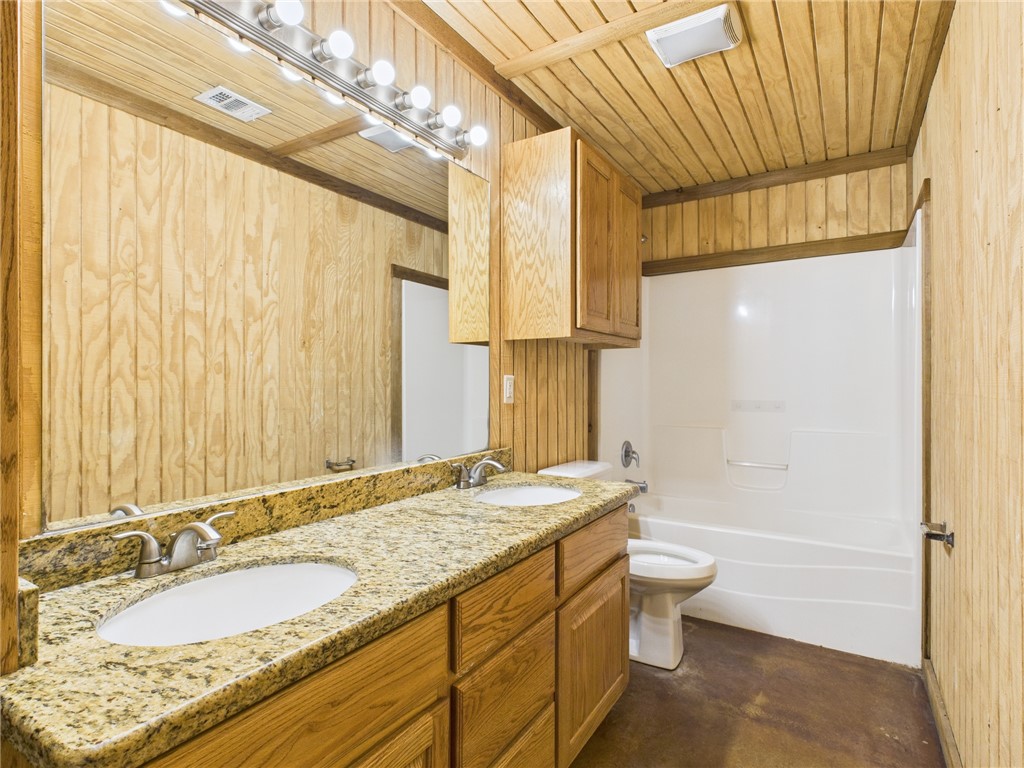 5454 Leonard Road Bryan, TX 77807 - Photo 10 of 24 Gallery Image 10