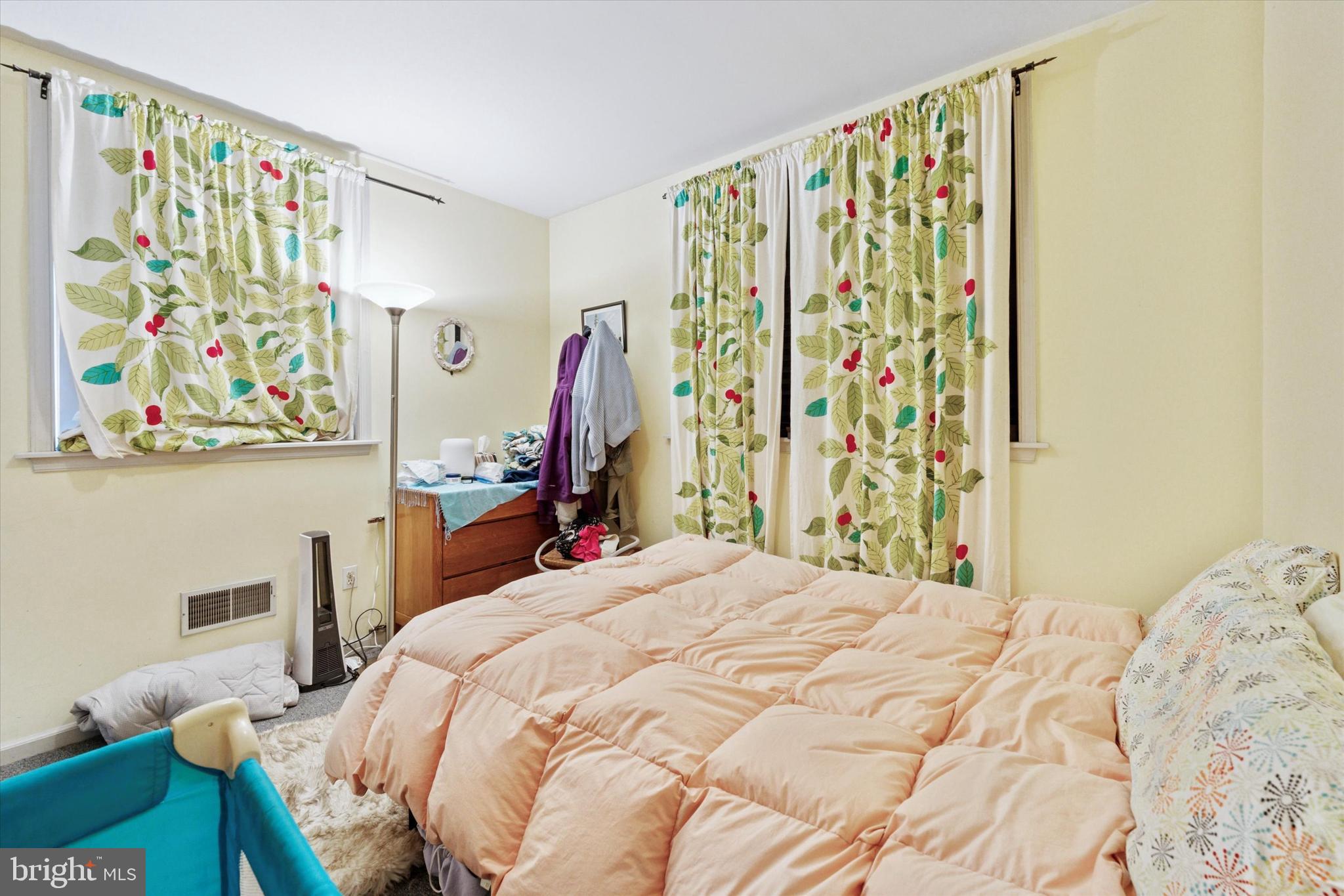 615 South 10th Street Philadelphia, PA 19147 - Photo 12 of 50 Unit 1- Bedroom