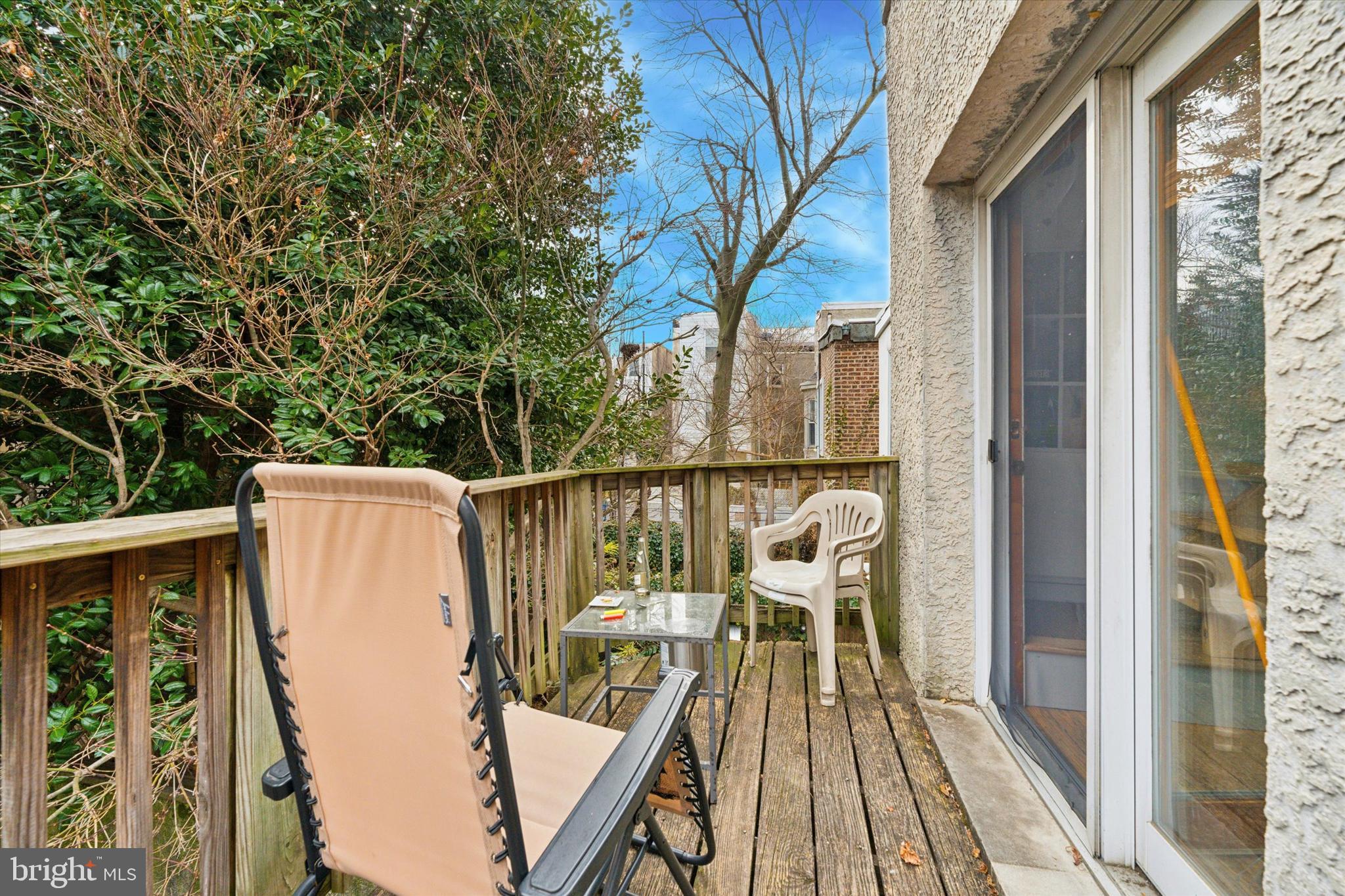 615 South 10th Street Philadelphia, PA 19147 - Photo 27 of 50 Unit 2R- Rear Deck