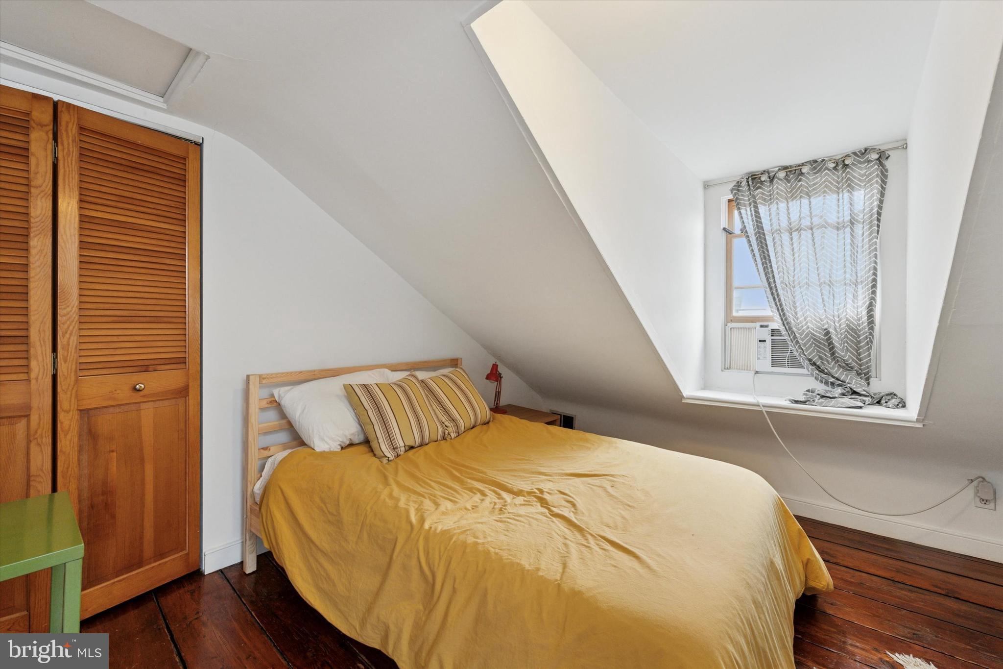 615 South 10th Street Philadelphia, PA 19147 - Photo 48 of 50 Unit 2F- Bedroom 3