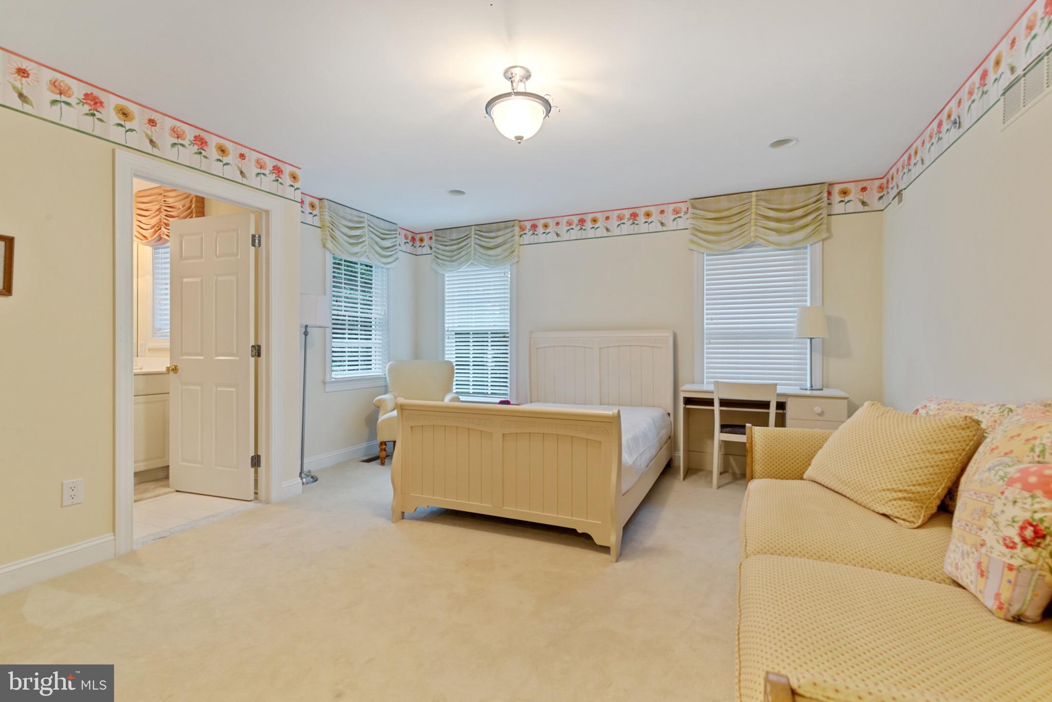 1017 Whitegate Road Wayne, PA 19087 - Photo 21 of 33 Bedroom 3 w/ En-Suite