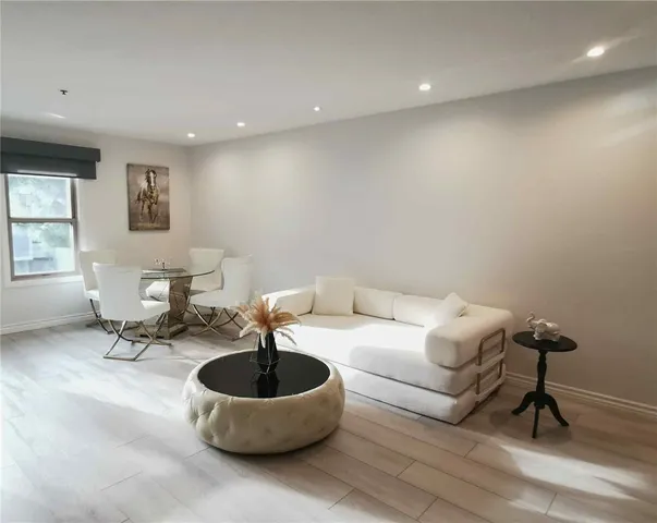 $4,000 | 260 Cagney Lane, Unit 106, Newport Beach, CA 92663