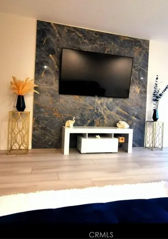 $4,000 | 260 Cagney Lane, Unit 106, Newport Beach, CA 92663