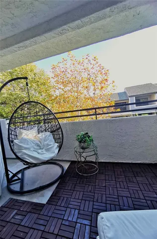 $4,000 | 260 Cagney Lane, Unit 106, Newport Beach, CA 92663