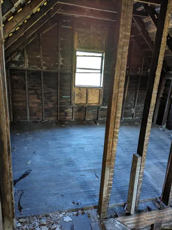 $37,900 | 3640 South Washington Street, Marion, IN 46953