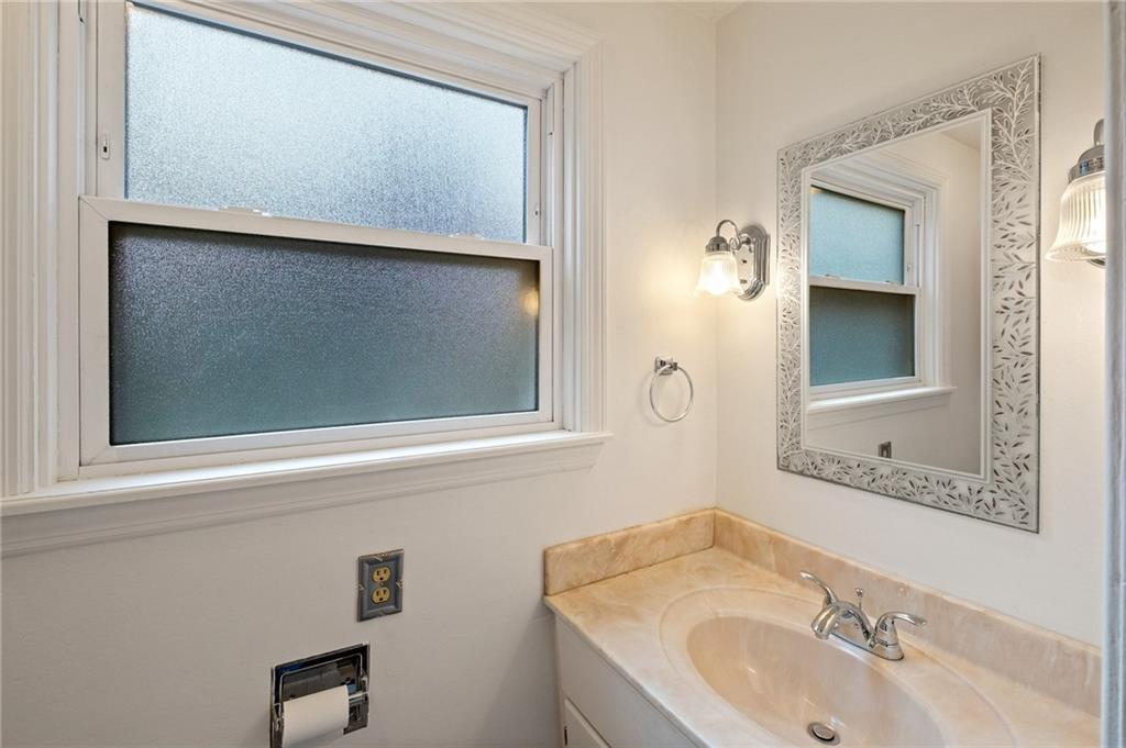 2912 Clearview Road Allison Park, PA 15101 - Photo 15 of 35 A Main Level Powder Room