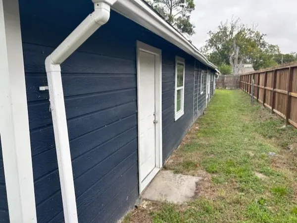 $242,499 | 4711 3rd Street, Bacliff, TX 77518