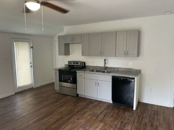 $242,499 | 4711 3rd Street, Bacliff, TX 77518