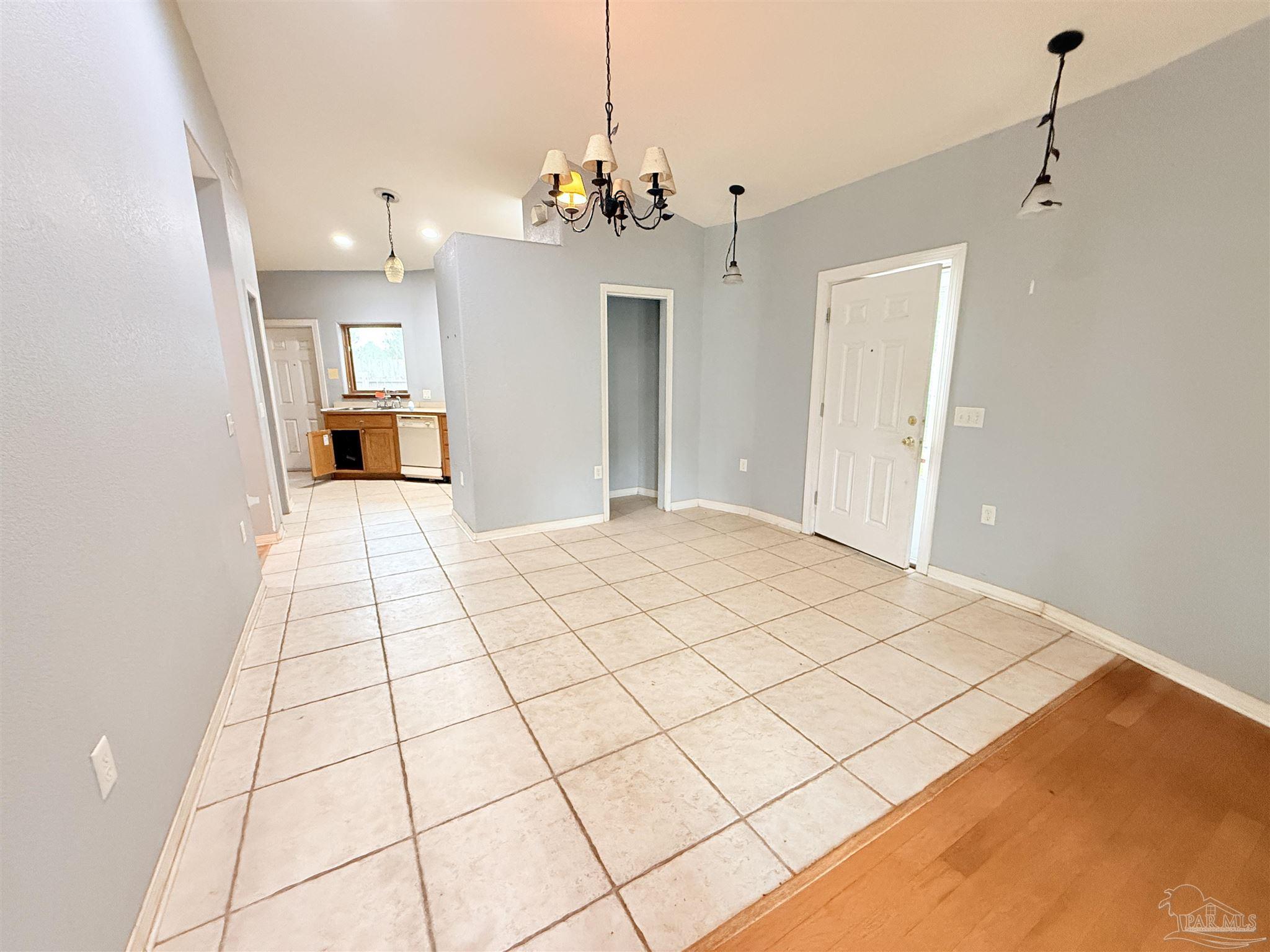 11307 Boundary Line Road Milton, FL 32583 - Photo 5 of 13 Gallery Image 5