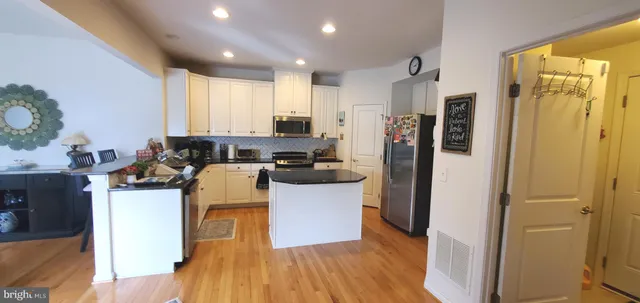 $519,999 | 1999 Crossings Way, Quakertown, PA 18951