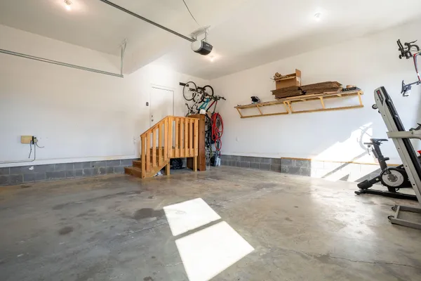 $369,000 | 185 Bell Lake Drive, Trenton, GA 30752