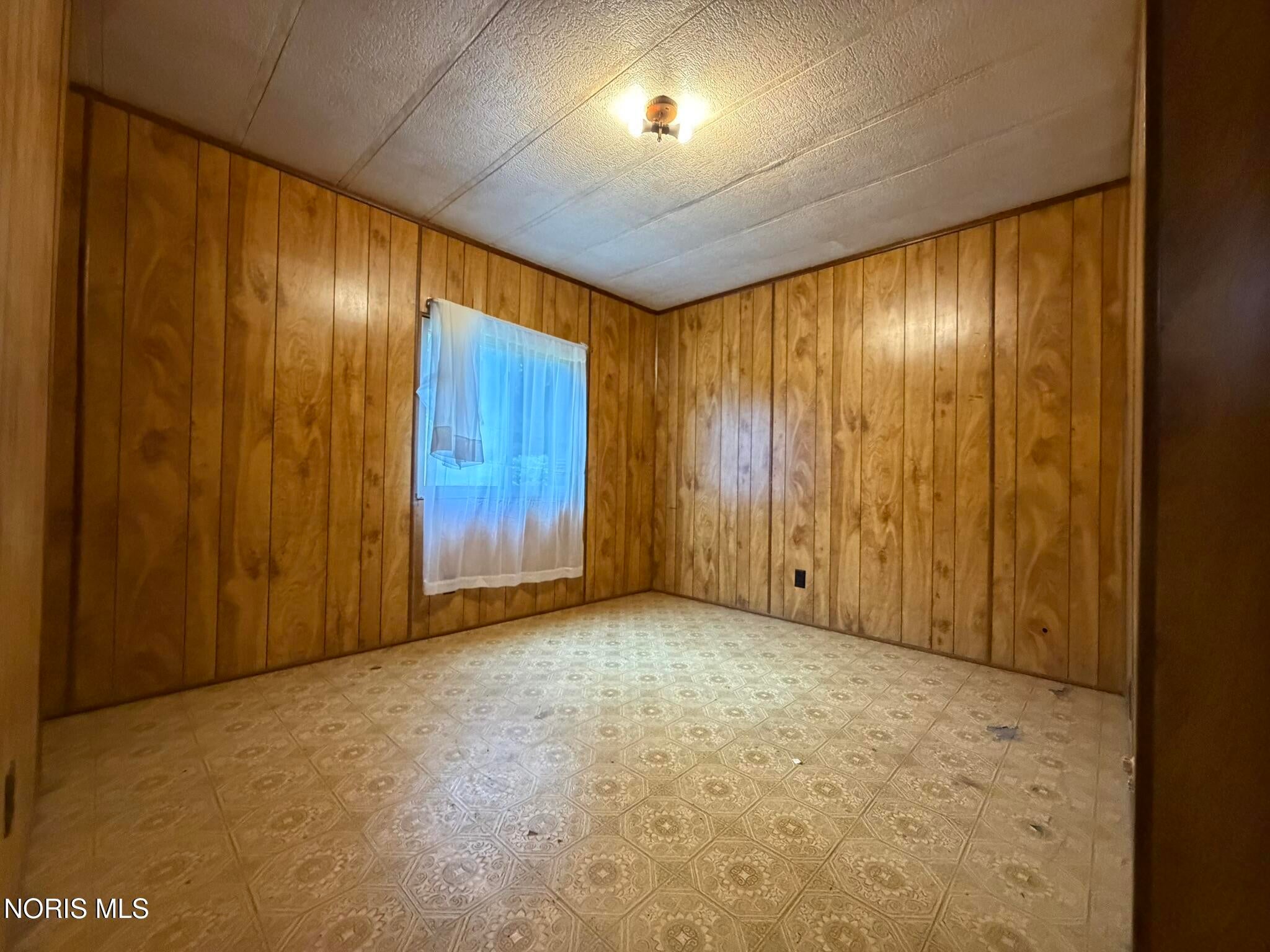 10245 Angola Road Swanton, OH 43558 - Photo 9 of 17 Gallery Image 9
