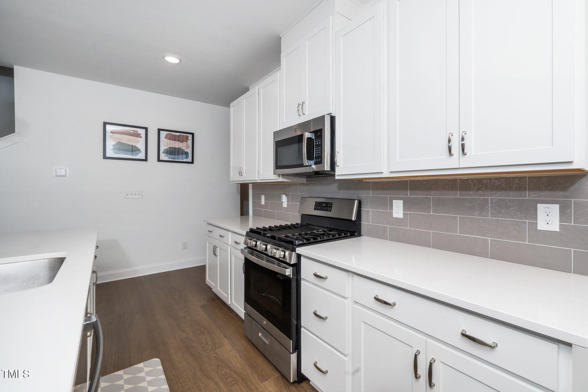 2129 Mars Hl Lane Apex, NC 27502 - Photo 12 of 25 10-web-or-mls-2129 Mars Hill (6 of 27)