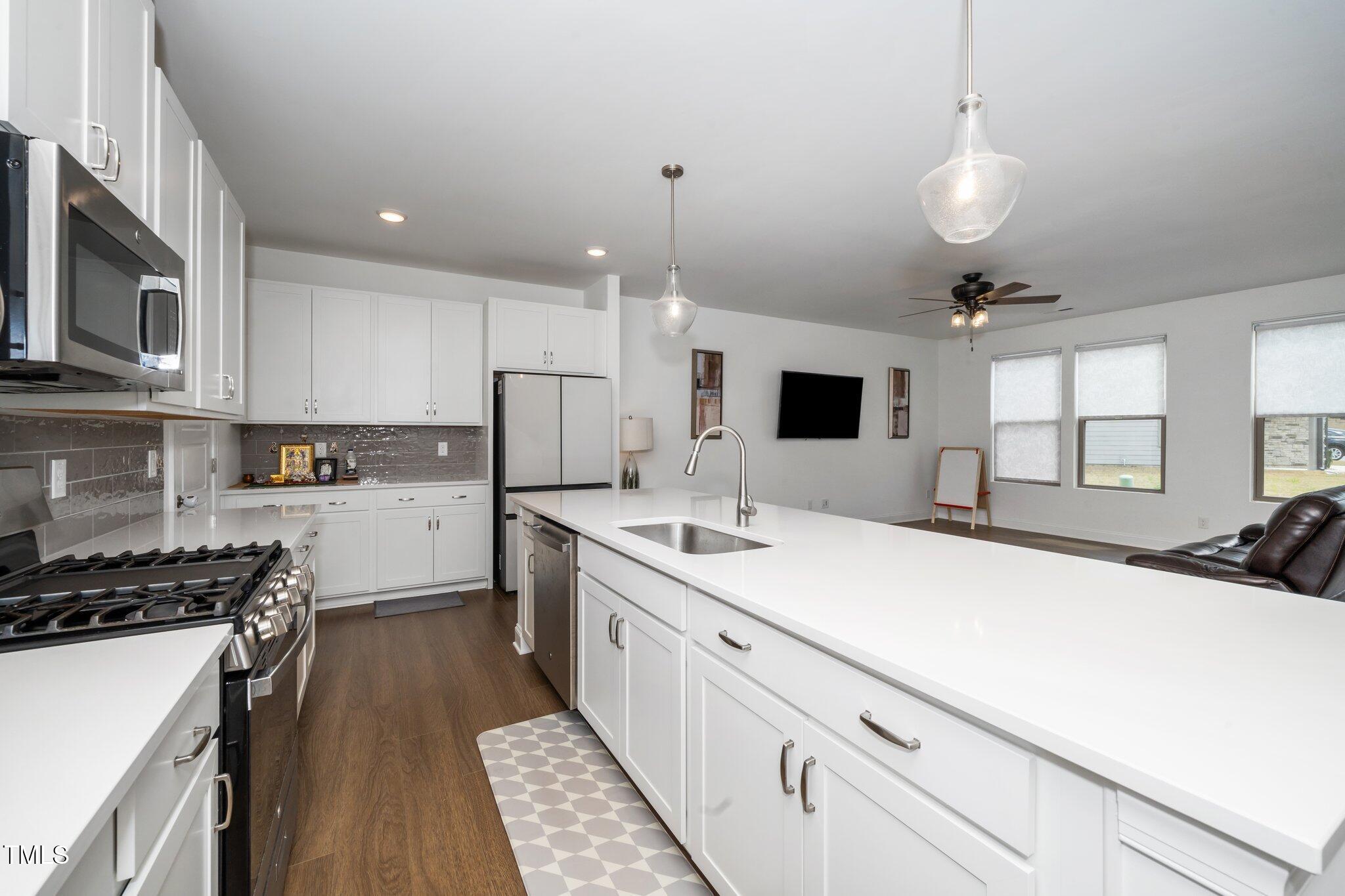 2129 Mars Hl Lane Apex, NC 27502 - Photo 13 of 25 9-web-or-mls-2129 Mars Hill (5 of 27)