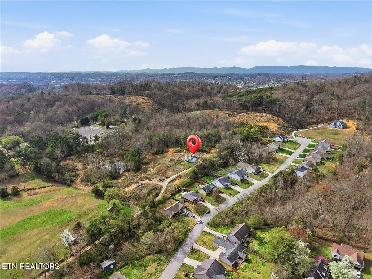 541 Dante Road Knoxville, TN 37918 - Photo 2 of 11 02-001_dji_fly_20260311_161554_0002_1773
