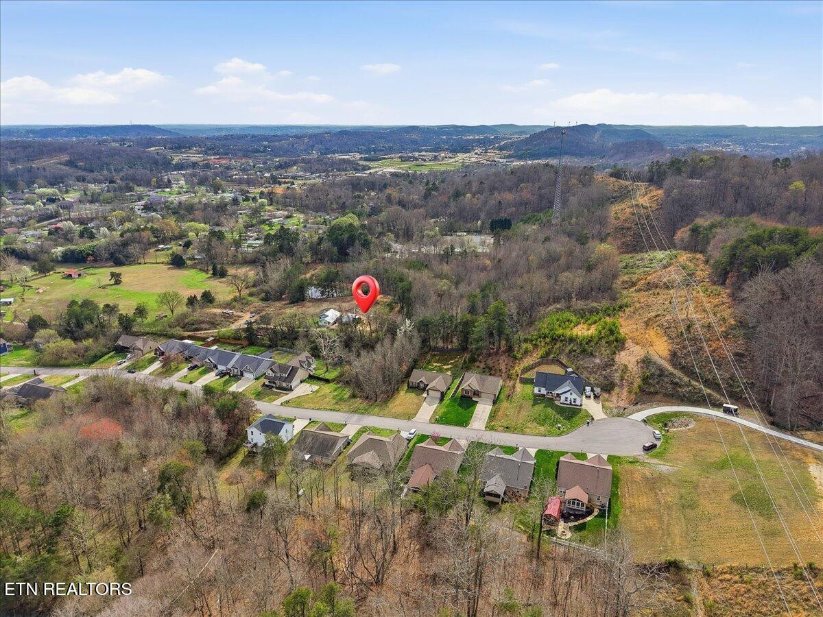 541 Dante Road Knoxville, TN 37918 - Photo 4 of 11 04-004_dji_fly_20260311_161728_0011_1773